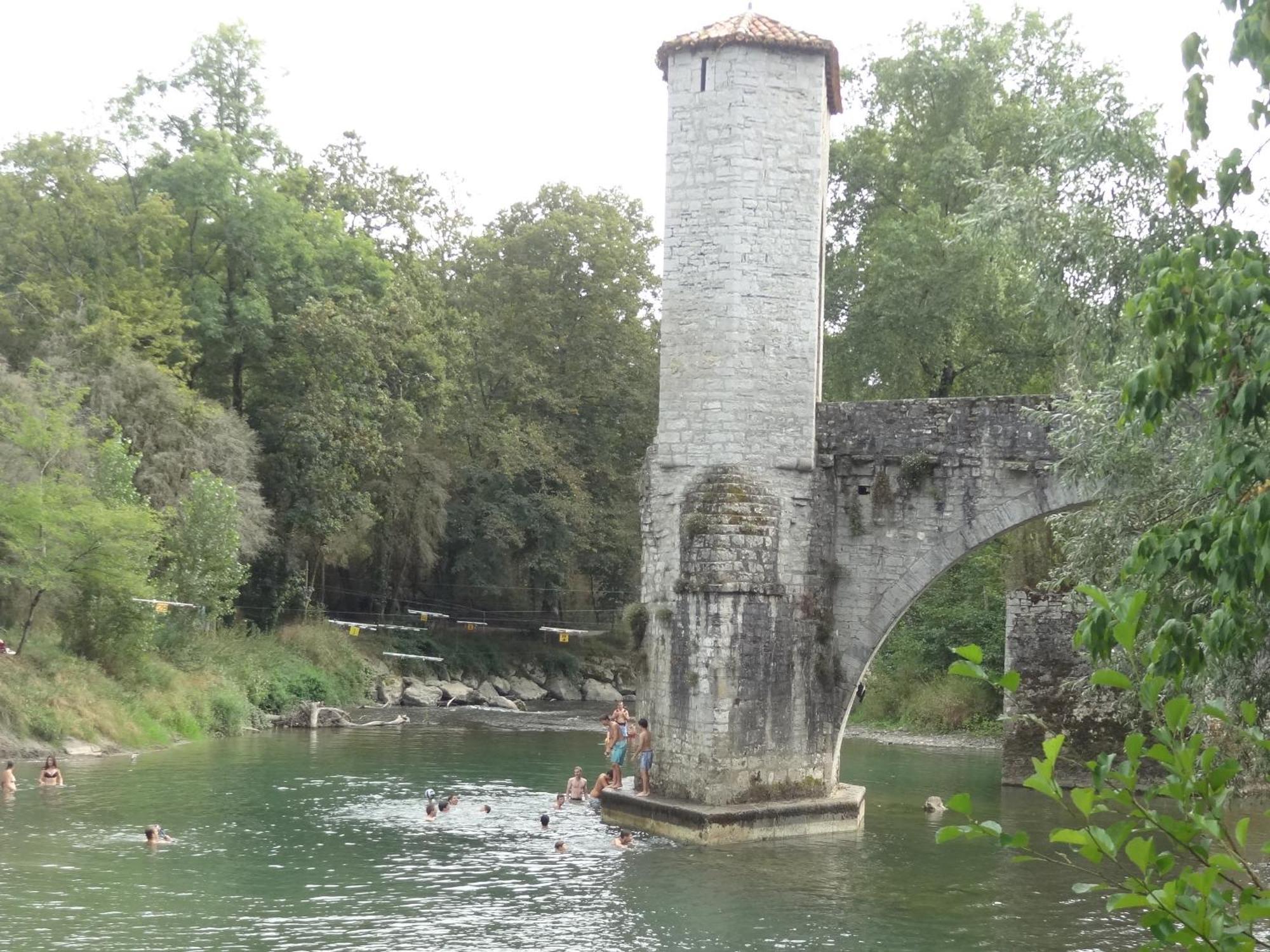 Le Pelerine Βίλα Sauveterre-de-Bearn Εξωτερικό φωτογραφία