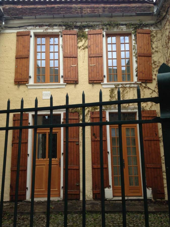 Le Pelerine Βίλα Sauveterre-de-Bearn Εξωτερικό φωτογραφία